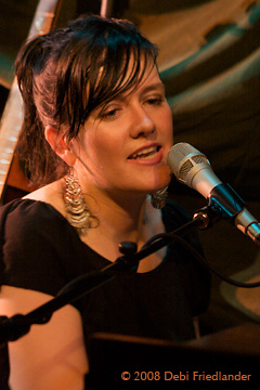 Gretchen Witt at the piano